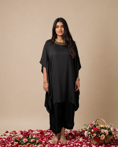 Raat Kaftan Set